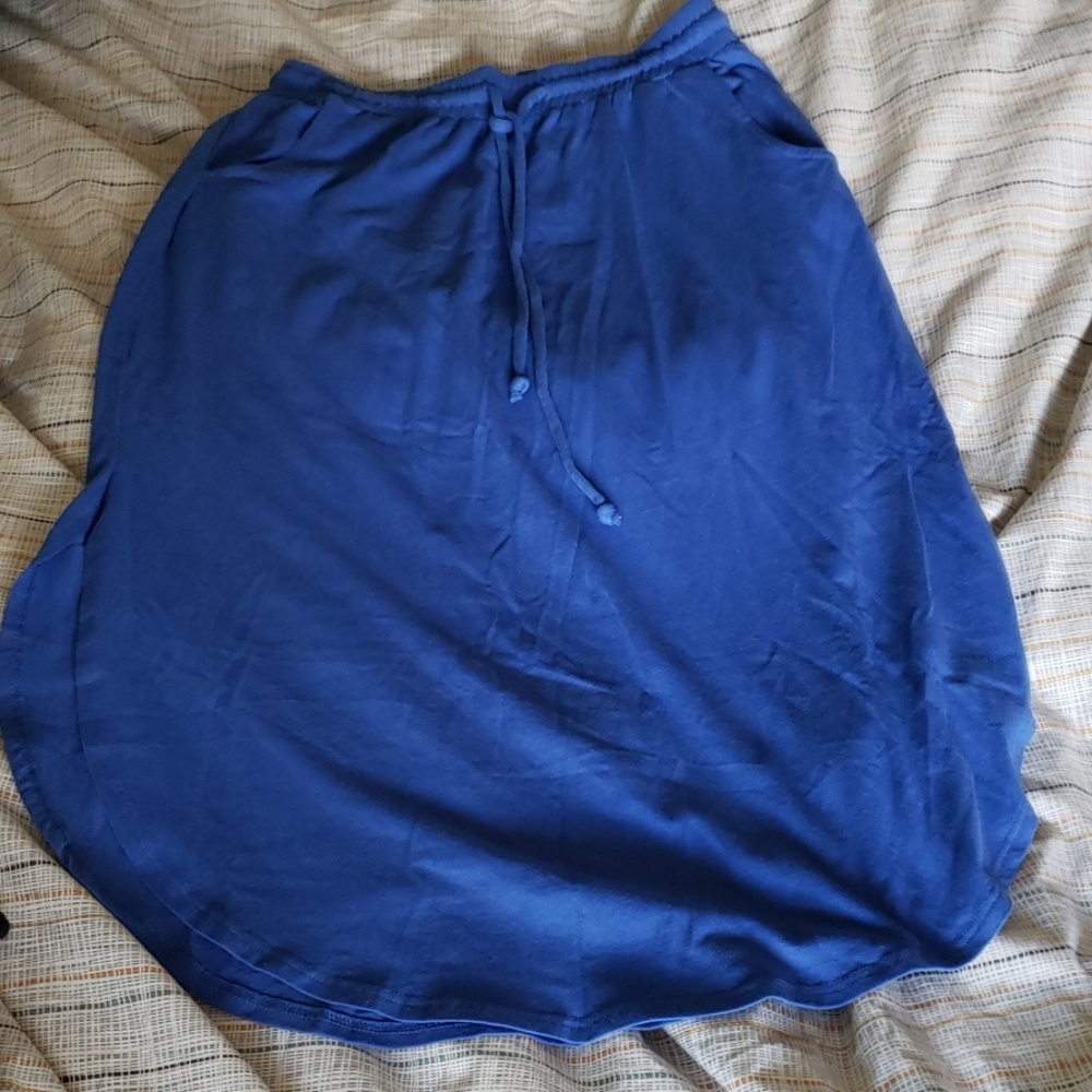 NWOT Synergy skirt